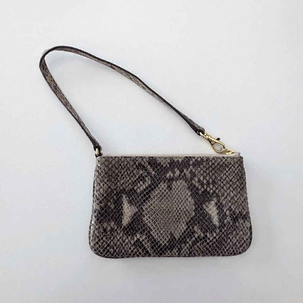 Michael Kors Wristlet Snake Skin Gold Emblem Zip Closure MK Bag 5" x 3" Animal - Picture 3 of 6